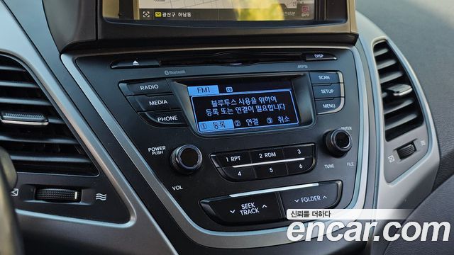Hyundai Avante 1.6 VGT Smart Standard 2014 — фото 16