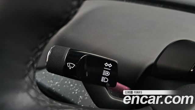 Volvo EX30 Ultra 2025 — фото 36