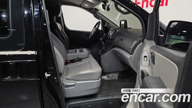 Hyundai Grand Starex Wagon 12-Seater Smart 2019 — фото 11