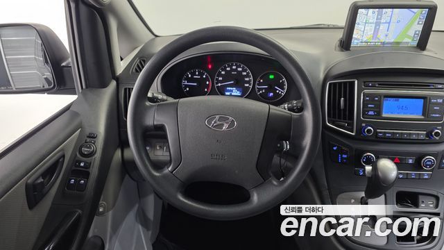 Hyundai Grand Starex Wagon 12-Seater Smart 2019 — фото 13