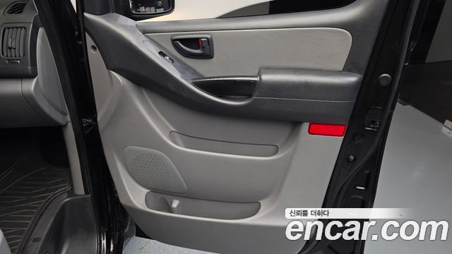 Hyundai Grand Starex Wagon 12-Seater Smart 2019 — фото 25