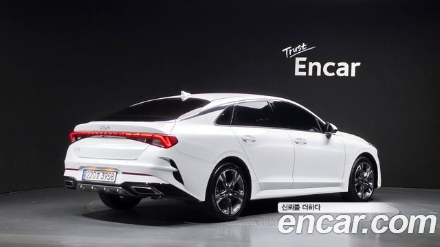 Kia K5 (III) 2.0 Noblesse 2023 — фото 2