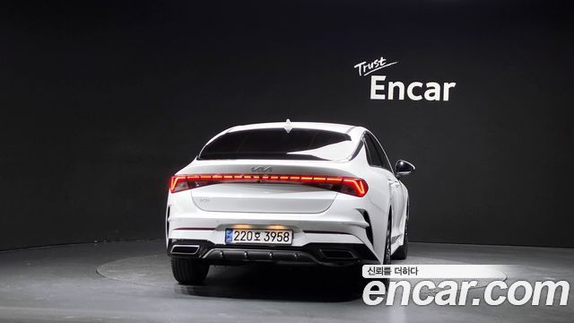 Kia K5 (III) 2.0 Noblesse 2023 — фото 4