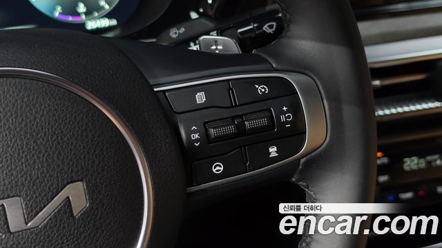 Kia K5 (III) 2.0 Noblesse 2023 — фото 13