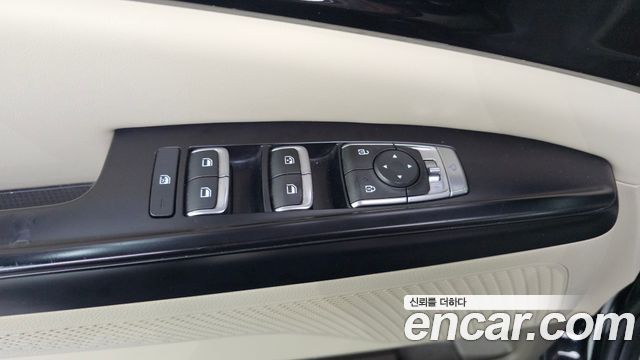 Kia Carnival (IV) Diesel 9-Seater Prestige 2022 — фото 28