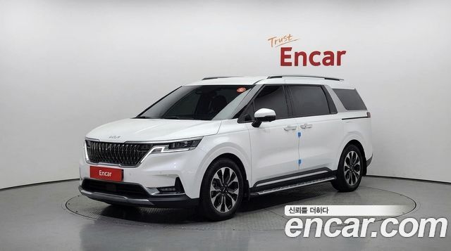 Kia Carnival (IV) Gasoline 9-Seater Signature 2023 — фото 1