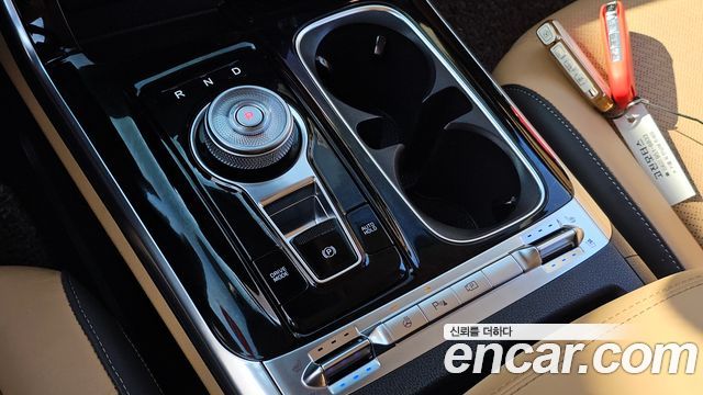 Kia Carnival (IV) Gasoline 9-Seater Signature 2023 — фото 9