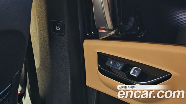 Kia Carnival (IV) Gasoline 9-Seater Signature 2023 — фото 19