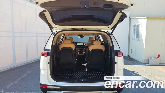 Kia Carnival (IV) Gasoline 9-Seater Signature 2023 — фото 20