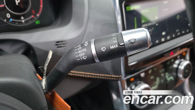 Jaguar XE D180 R-Dynamic S 2020 — фото 20