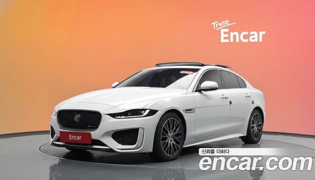 Jaguar XE D180 R-Dynamic S
