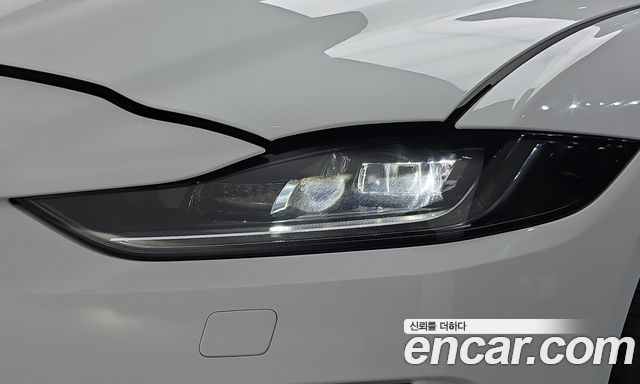 Jaguar XE D180 R-Dynamic S 2020 — фото 22
