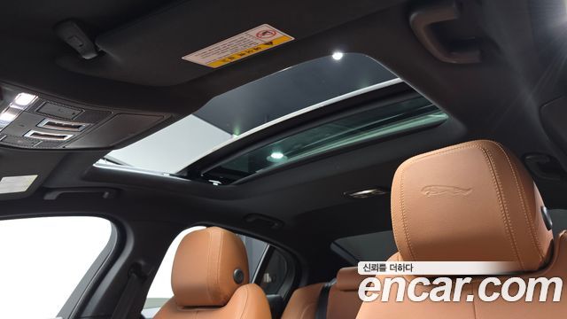 Jaguar XE D180 R-Dynamic S 2020 — фото 30