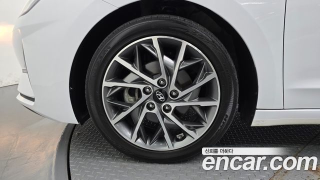 Hyundai Avante (AD) 1.6 Style 2019 — фото 5