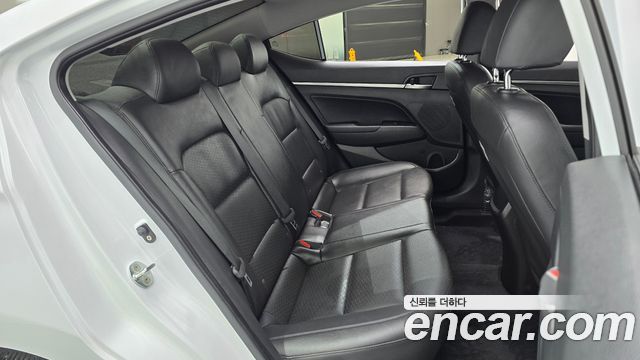 Hyundai Avante (AD) 1.6 Style 2019 — фото 12