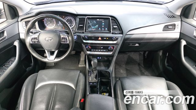 Hyundai Sonata New Rise 2.0 Smart Spicial 2019 — фото 7