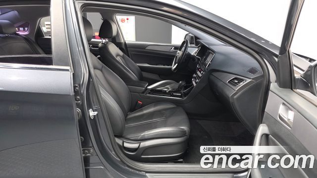 Hyundai Sonata New Rise 2.0 Smart Spicial 2019 — фото 11