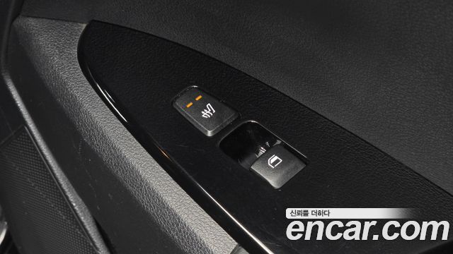 Kia Sportage (V) Diesel 2.0 4WD Nobleless 2022 — фото 32