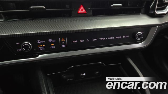 Kia Sportage (V) Diesel 2.0 4WD Nobleless 2022 — фото 33