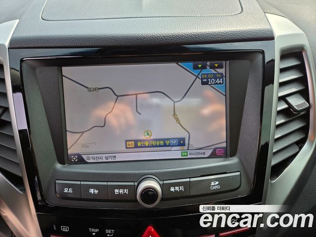 KG Mobility (SsangYong) Tivoli LX 2WD HI-DLX 2015 — фото 10