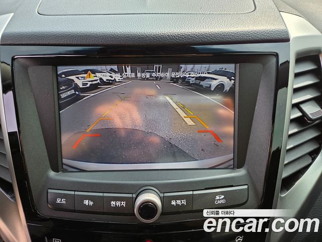 KG Mobility (SsangYong) Tivoli LX 2WD HI-DLX 2015 — фото 15