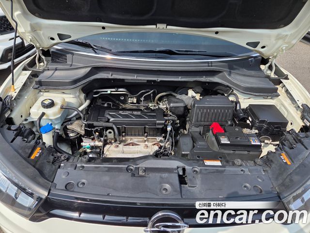 KG Mobility (SsangYong) Tivoli LX 2WD HI-DLX 2015 — фото 18