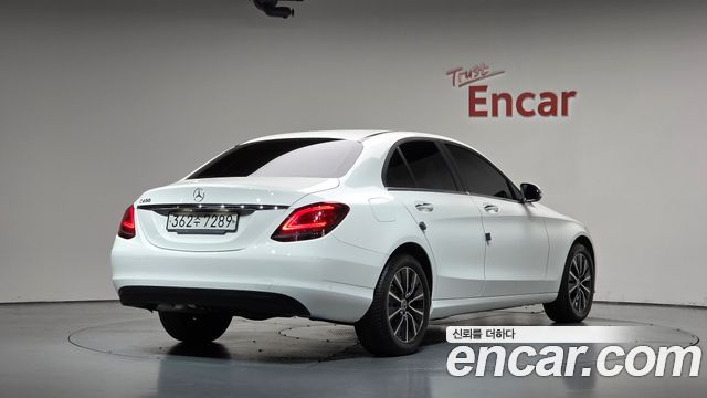 Mercedes-Benz C-Class (W205) C200 2019 — фото 2