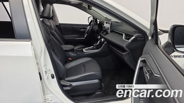Toyota RAV4 (V) 2.5 4WD Hybrid 2019 — фото 11