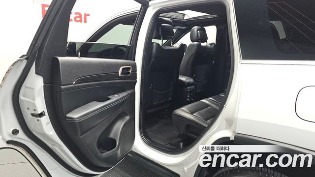 Jeep Grand Cherokee 3.6 Limited WK2 2015 — фото 16