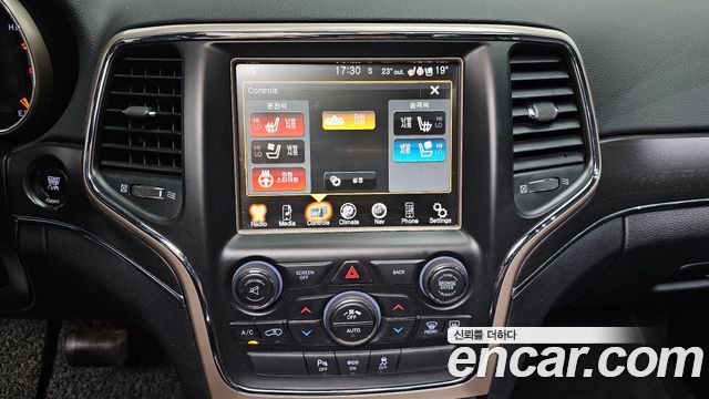 Jeep Grand Cherokee 3.6 Limited WK2 2015 — фото 20