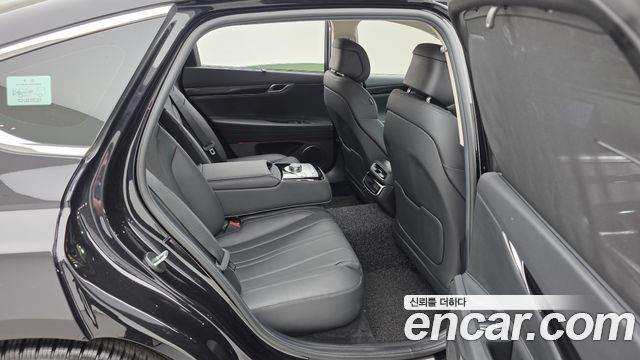 Genesis G80 (RG3) Gasoline 2.5 Turbo AWD 2025 — фото 12