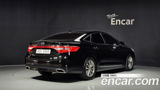 Hyundai Grandeur (HG) HG240 Modern 2015 — фото 2