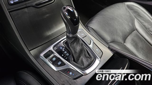 Hyundai Grandeur (HG) HG240 Modern 2015 — фото 9
