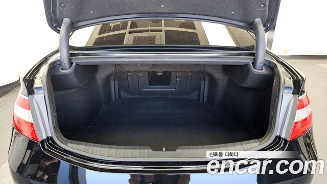 Hyundai Grandeur (HG) HG240 Modern 2015 — фото 20