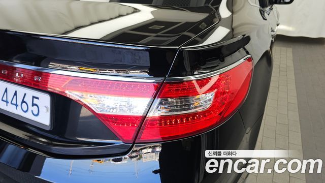 Hyundai Grandeur (HG) HG240 Modern 2015 — фото 23