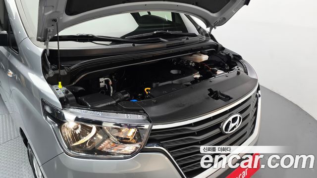 Hyundai Grand Starex Wagon 11-Seater Modern 2020 — фото 6