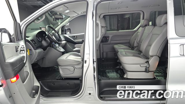 Hyundai Grand Starex Wagon 11-Seater Modern 2020 — фото 12