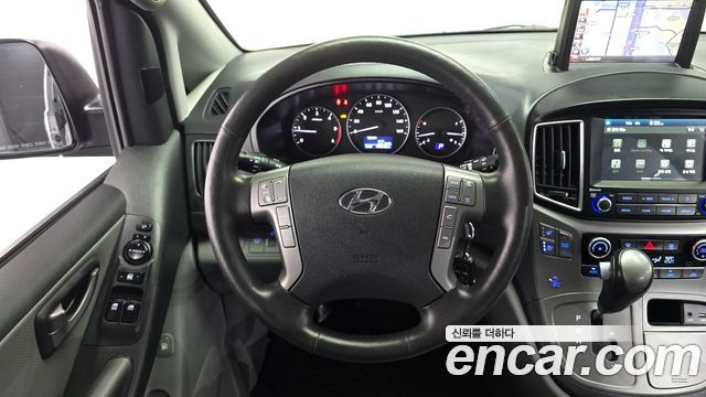 Hyundai Grand Starex Wagon 11-Seater Modern 2020 — фото 13