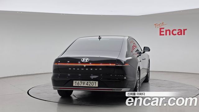 Hyundai Grandeur (GN7) 2,5 Gasoline 2WD Exclusive 2024 — фото 4