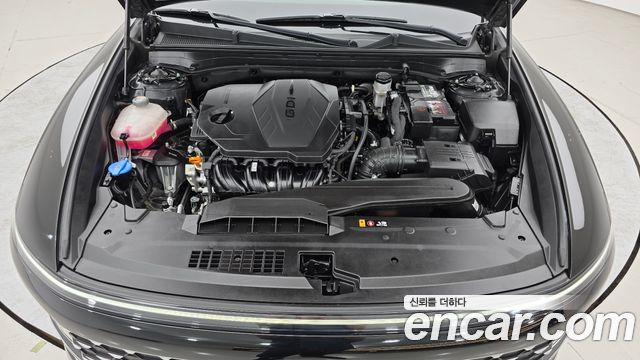 Hyundai Grandeur (GN7) 2,5 Gasoline 2WD Exclusive 2024 — фото 6