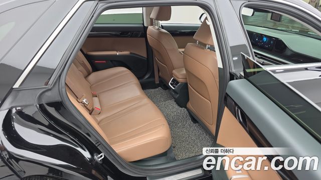 Hyundai Grandeur (GN7) 2,5 Gasoline 2WD Exclusive 2024 — фото 12
