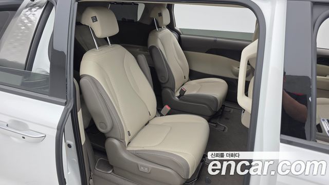 Kia Carnival (IV) Gasoline 9-Seater Signature 2024 — фото 12