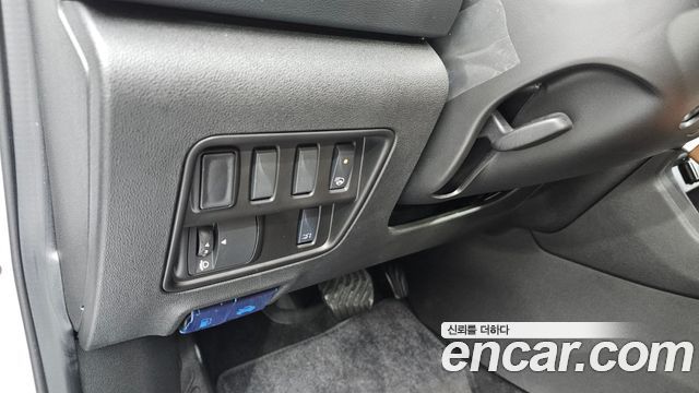 Renault Korea QM6 2.0 LPe RE 2WD 2025 — фото 15