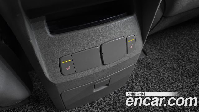 Kia Carnival 9-seater Luxury 2017 — фото 19