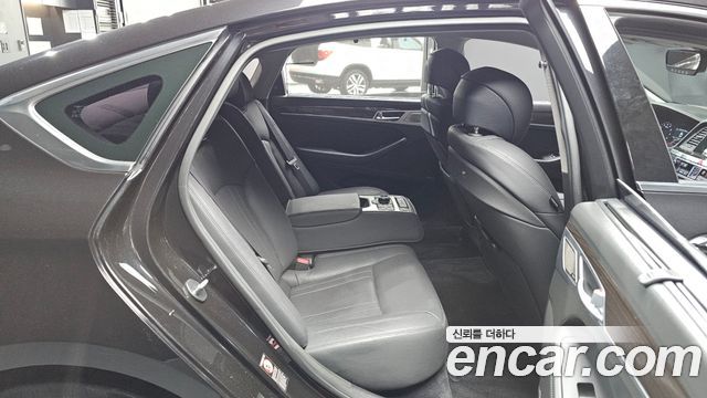Genesis G80 3.3 GDI Premium Luxury 2018 — фото 11