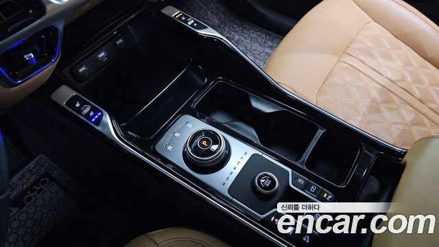 Kia Sorento (IV) Gasoline 2.5T 2WD Noblesse 2023 — фото 9