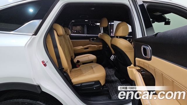 Kia Sorento (IV) Gasoline 2.5T 2WD Noblesse 2023 — фото 12