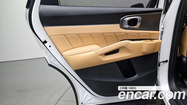 Kia Sorento (IV) Gasoline 2.5T 2WD Noblesse 2023 — фото 25