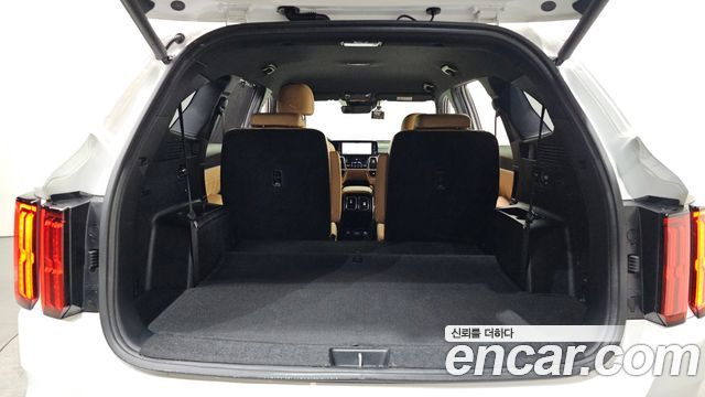 Kia Sorento (IV) Gasoline 2.5T 2WD Noblesse 2023 — фото 32