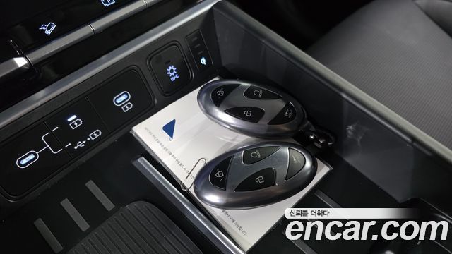 Hyundai Santa Fe (MX5) HEV 1.6 2WD Calligraphy 2025 — фото 17